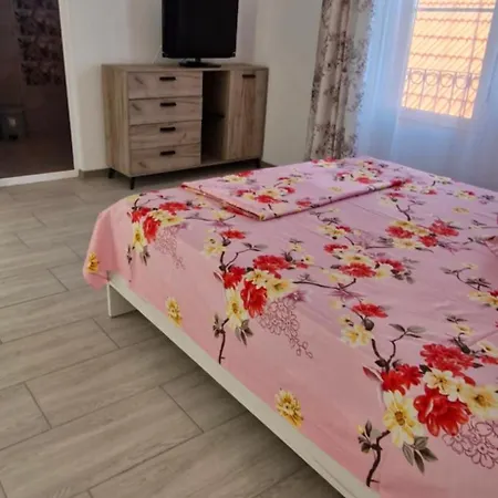 Alex Si Maria منزل للإقامة